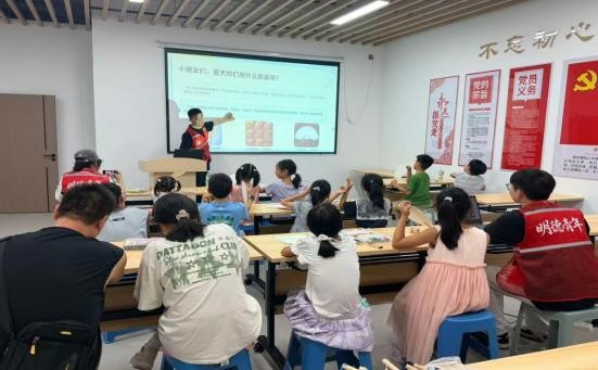 【暑期“三下乡”】“七彩假期·童心护航 【暑期“三下乡”】“七彩假期·童心护航