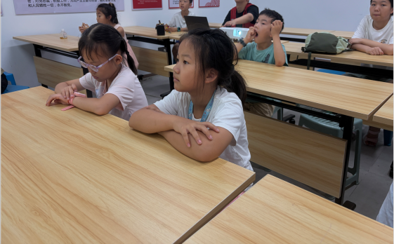【暑期“三下乡”】“七彩假期·童心护航 【暑期“三下乡”】“七彩假期·童心护航